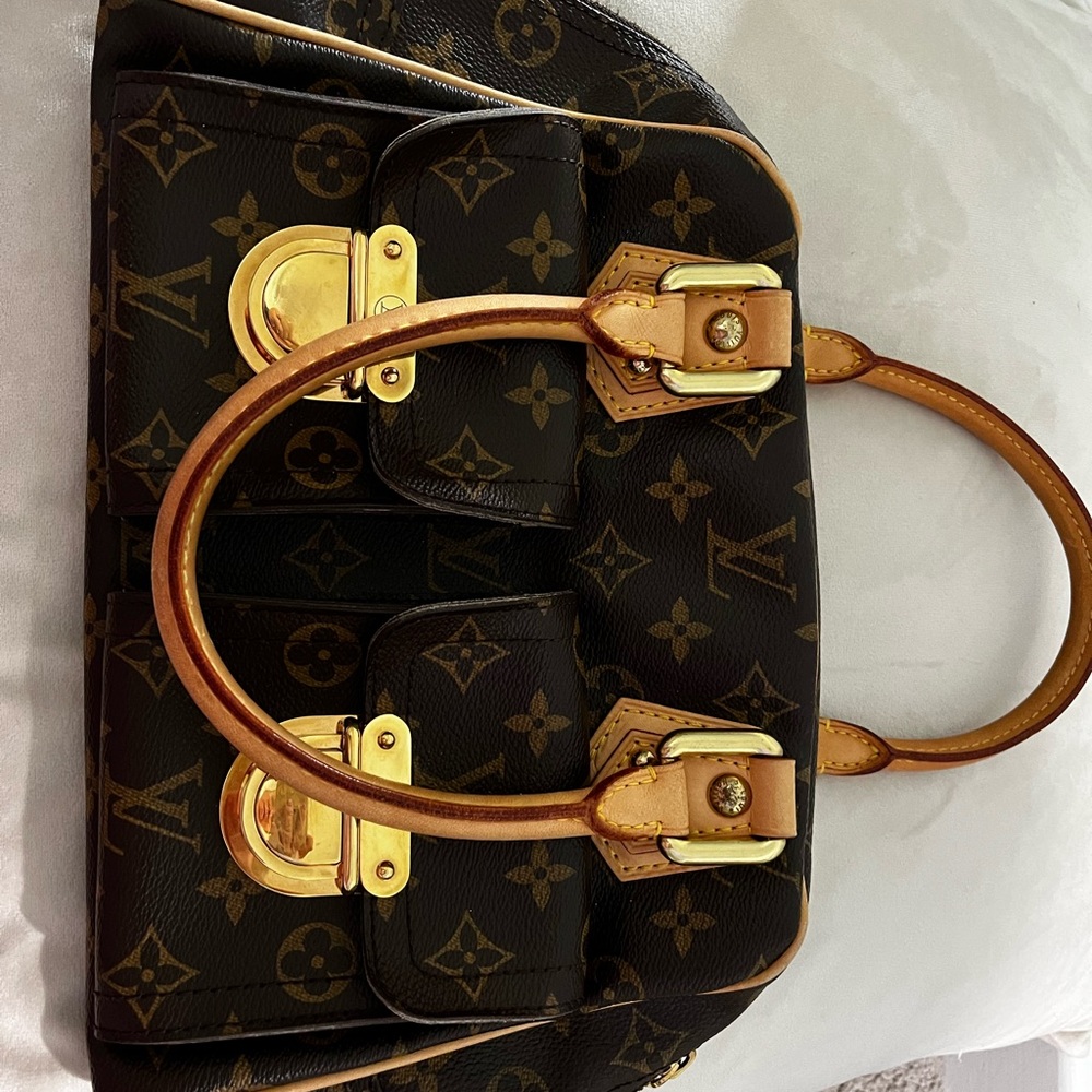 Louis Vuitton Purse